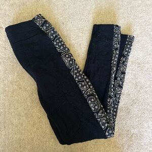 Black Devon Windsor Leggings with Geometric Pattern